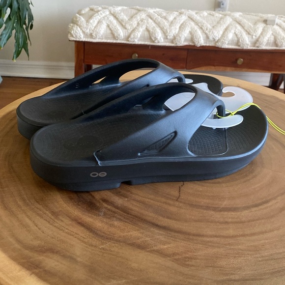 🆕 Oofos Men's OOriginal Sandal - Black Sz 11 - Picture 3 of 5